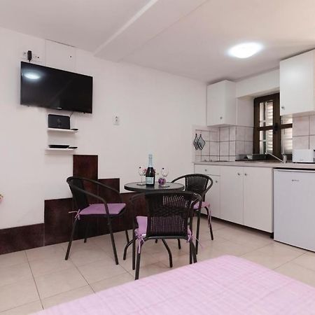 Central Apartment Rose In Hearth Of Split Exteriör bild